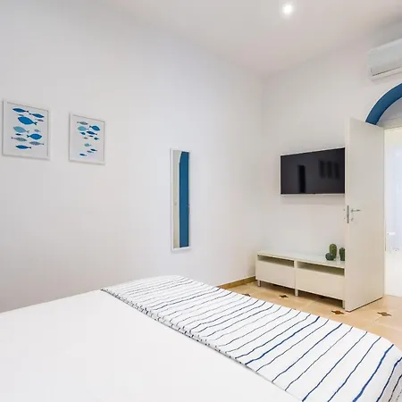 White&blue At Sanita By Wonderful Italy Appartement Naples